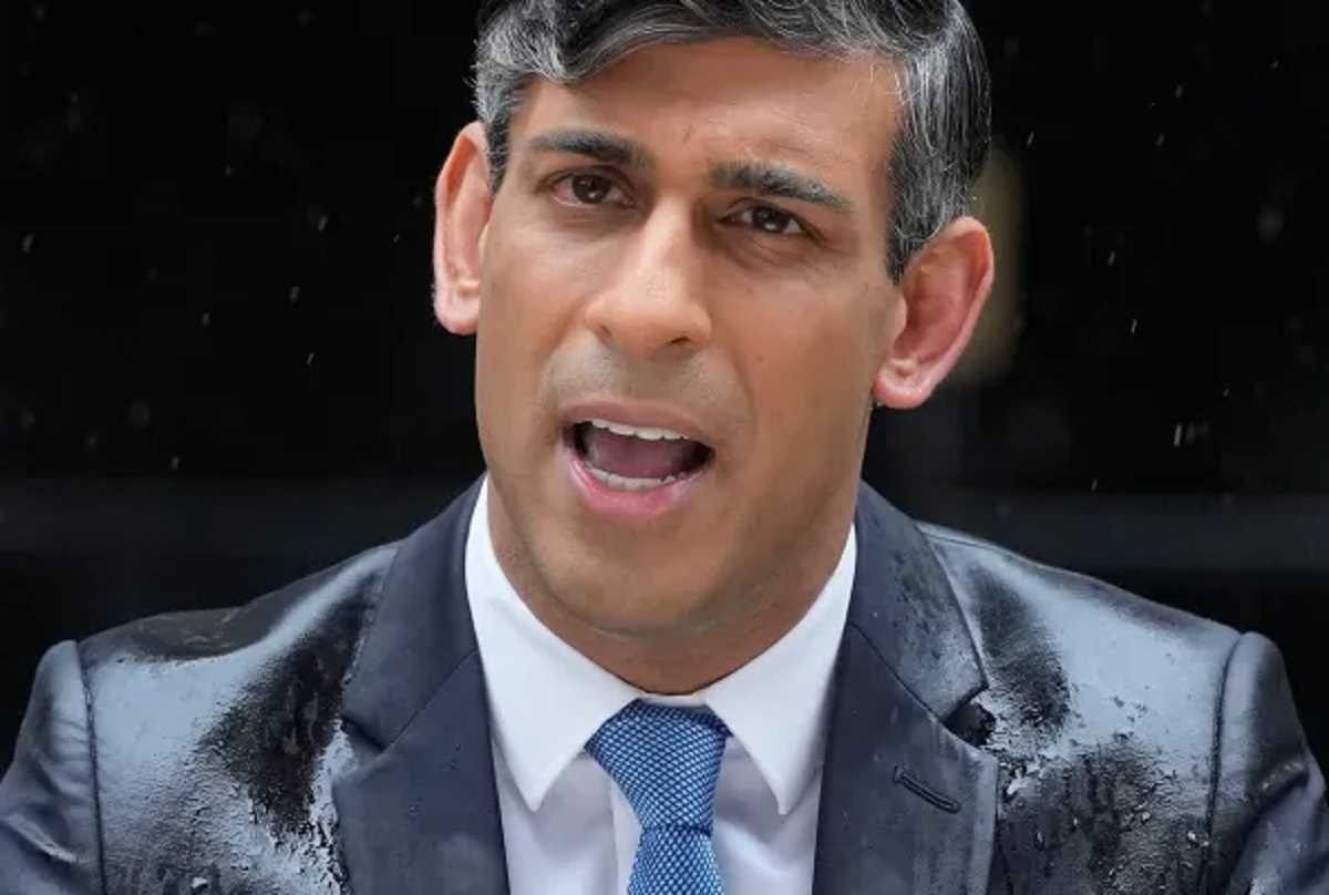 ब्रिटेन में आम चुनाव के लिए 40,000 केंद्रों पर मतदान जारी, पीएम ऋषि सुनक ने डाला वोट